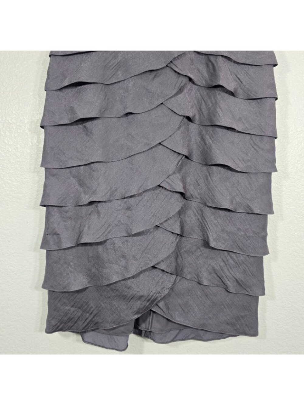Adrianna Papell Occasions Ruffle Cocktail Dress Women Size 8 Gray Tiered Party - Picture 3 of 8
